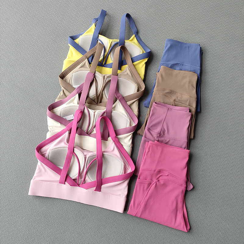 Yoga set, high-intensity yoga  - Fitness & Nutrition Lab Zapopan 评论和价格